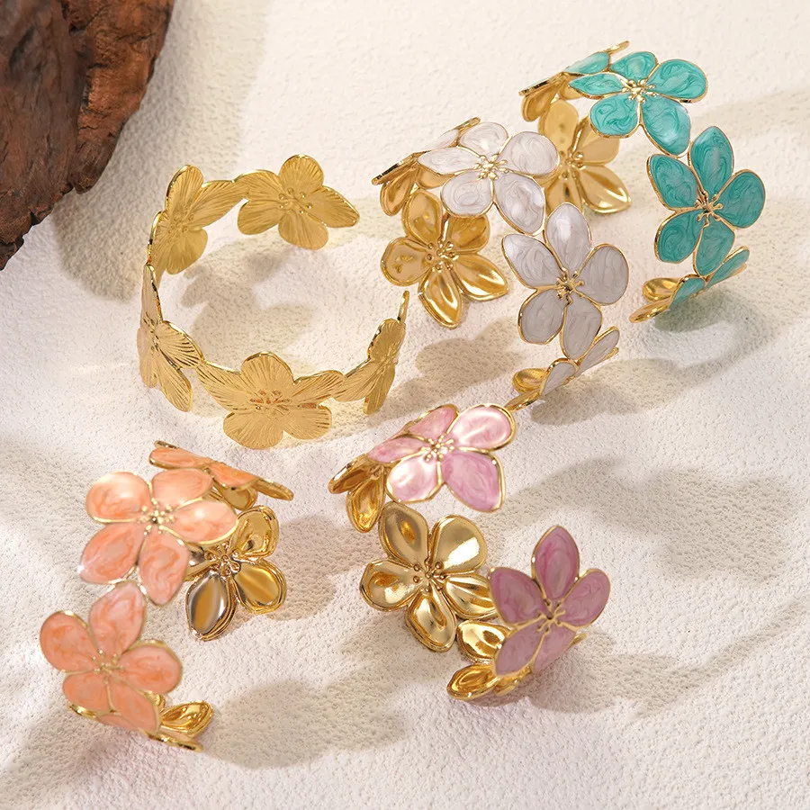 Floral Antique Bracelet Gift Titanium Steel Drip Oil Young French Romantic Light Luxury Luxury European and American Cross-Border Accessories – image 2
