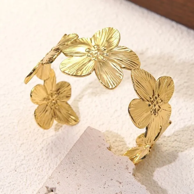 Floral Antique Bracelet Gift Titanium Steel Drip Oil Young French Romantic Light Luxury Luxury European and American Cross-Border Accessories – image 8