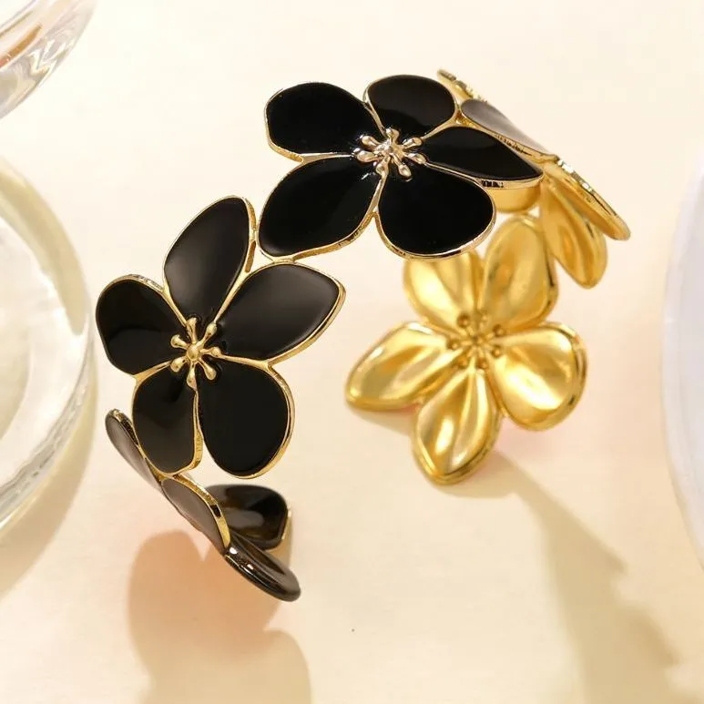 Floral Antique Bracelet Gift Titanium Steel Drip Oil Young French Romantic Light Luxury Luxury European and American Cross-Border Accessories – image 9