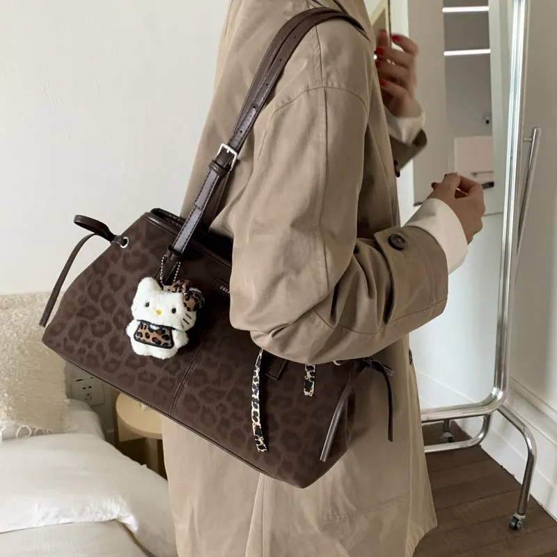 Large capacity leopard fashion autumn winter vintage shoulder tote bag 2025 new commuter bow underarm women's bag – image 6