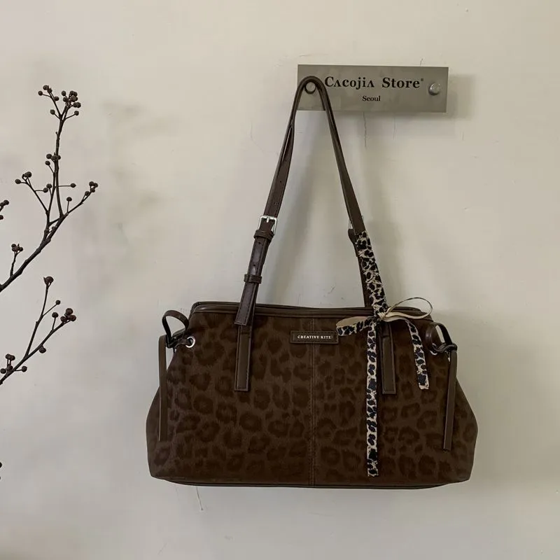 Large capacity leopard fashion autumn winter vintage shoulder tote bag 2025 new commuter bow underarm women's bag – image 10